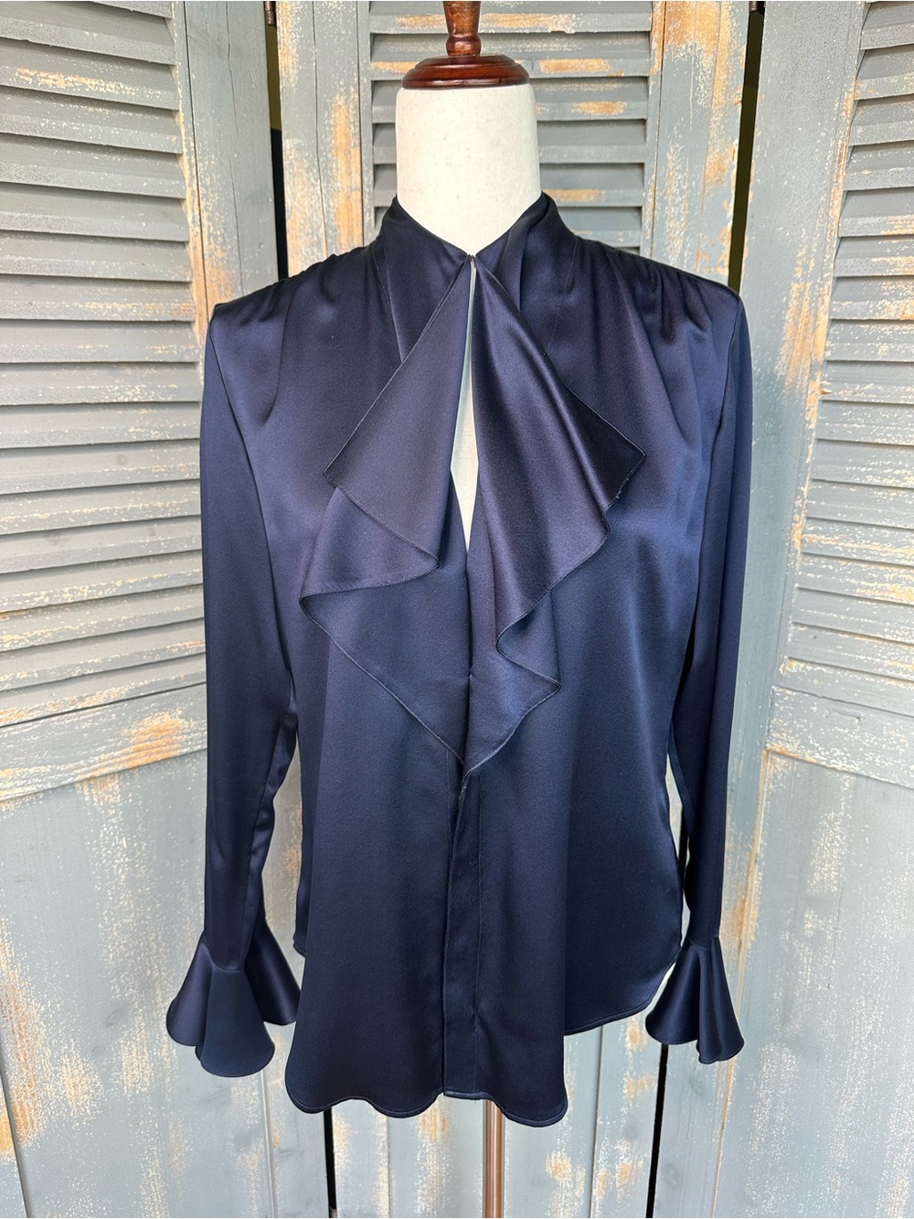 Ralph Lauren Vintage Silk Ruffled Blouse Icon Navy Sz 8 - Picture 15 of 15